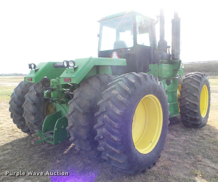 image for item DA5110 1991 John Deere 8760 4WD tractor