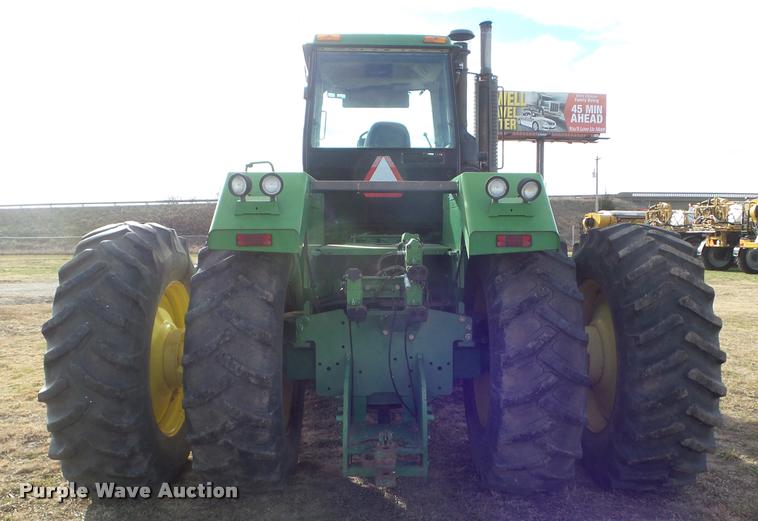 image for item DA5110 1991 John Deere 8760 4WD tractor