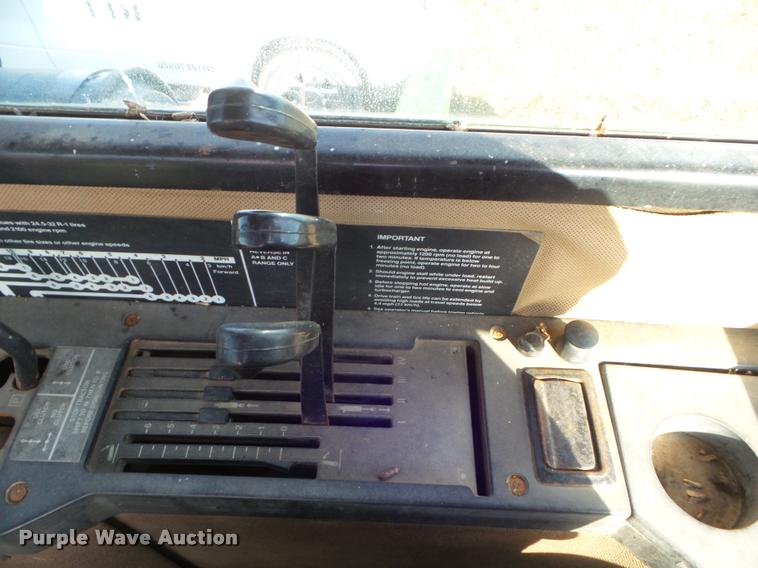 image for item DA5110 1991 John Deere 8760 4WD tractor