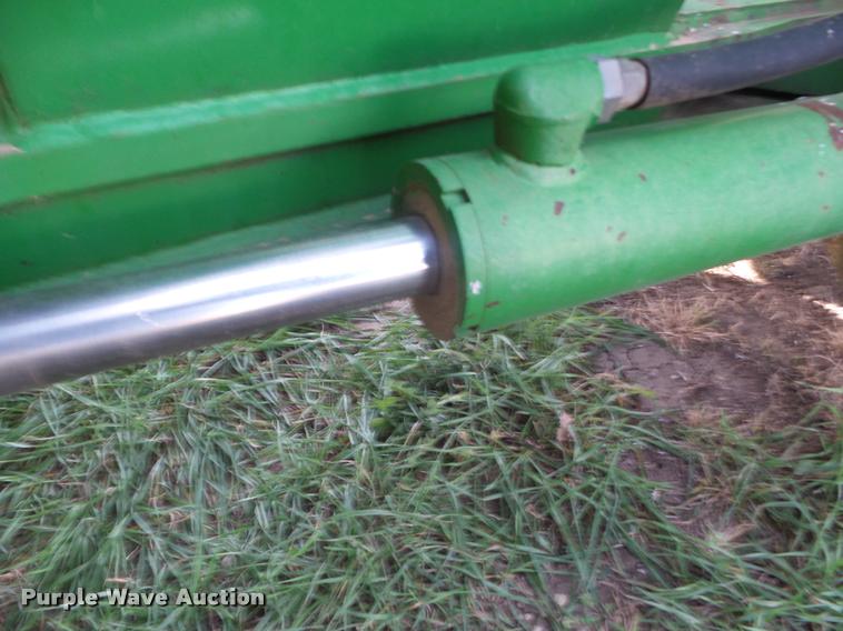 image for item DA5110 1991 John Deere 8760 4WD tractor