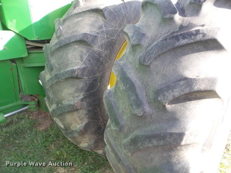 image for item DA5110 1991 John Deere 8760 4WD tractor