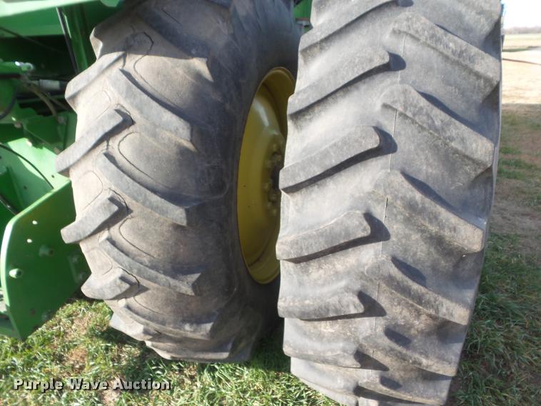 image for item DA5110 1991 John Deere 8760 4WD tractor