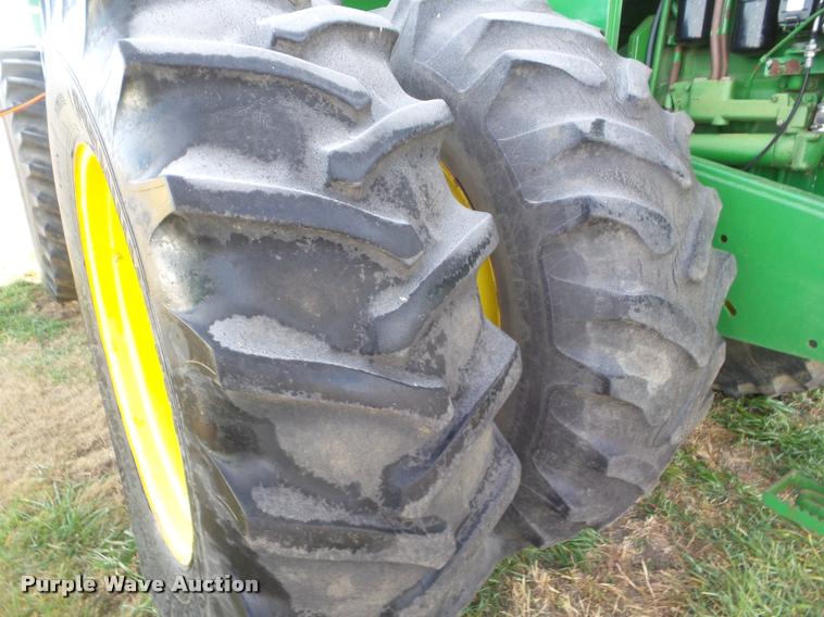 image for item DA5110 1991 John Deere 8760 4WD tractor