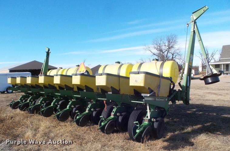 image for item DA5113 John Deere 7200 planter