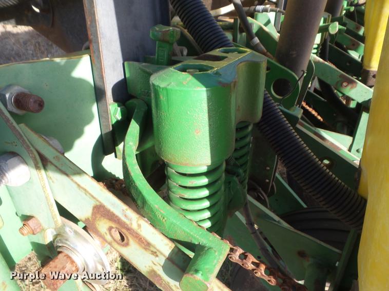 image for item DA5113 John Deere 7200 planter