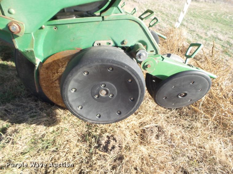image for item DA5113 John Deere 7200 planter