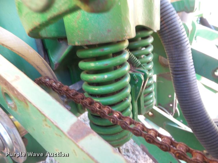 image for item DA5113 John Deere 7200 planter