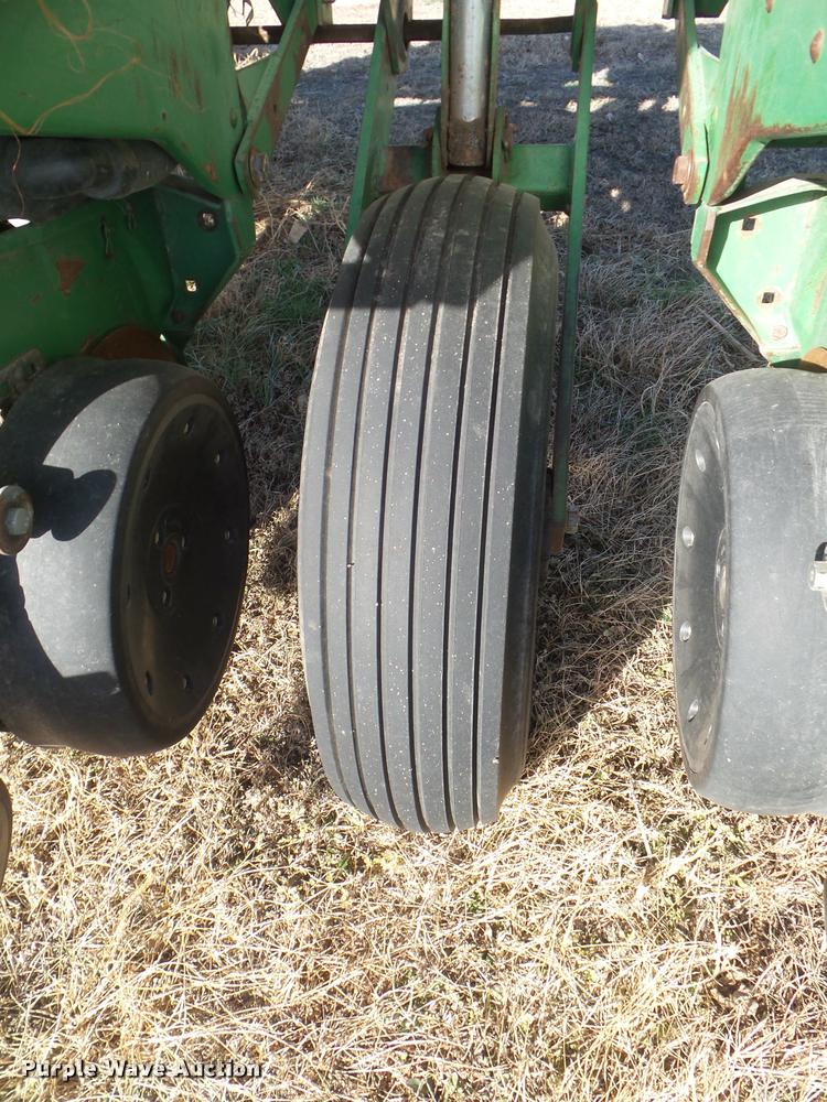 image for item DA5113 John Deere 7200 planter