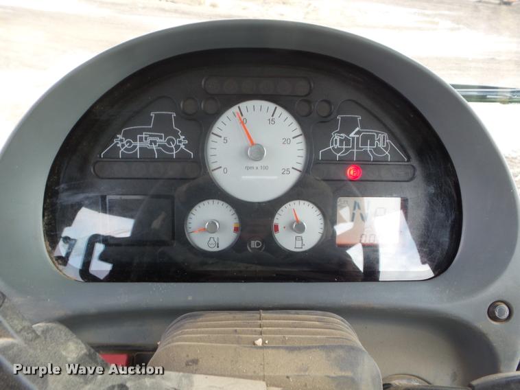 image for item DA5157 2004 AGCO Challenger MT555B MFWD tractor