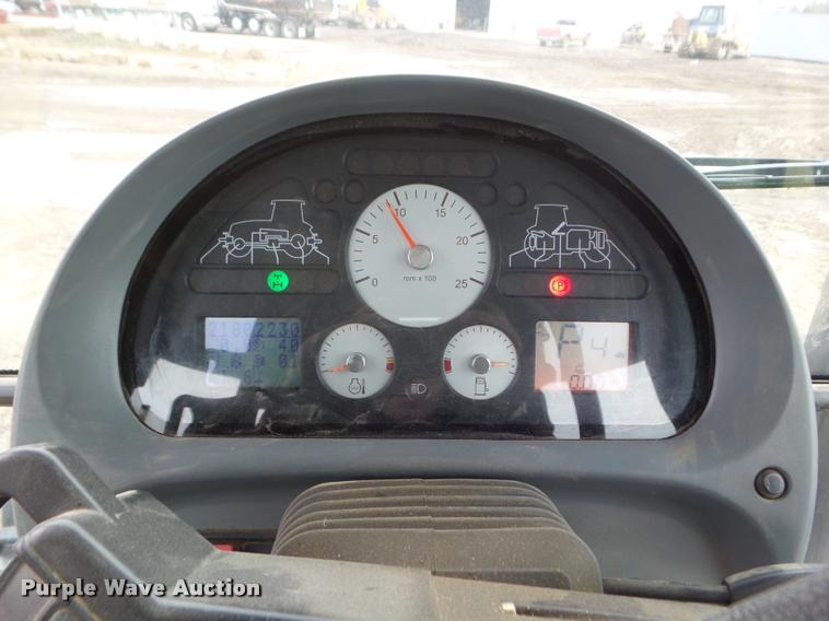 image for item DA5158 2004 AGCO Challenger MT565B MFWD tractor