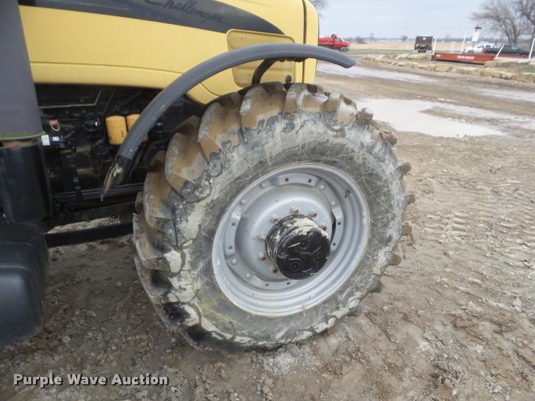 image for item DA5158 2004 AGCO Challenger MT565B MFWD tractor
