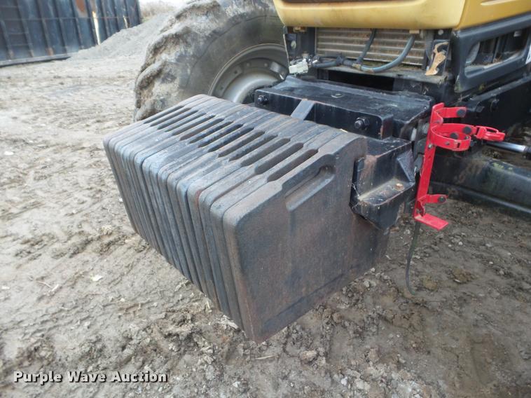 image for item DA5161 2004 AGCO Challenger MT565B MFWD tractor