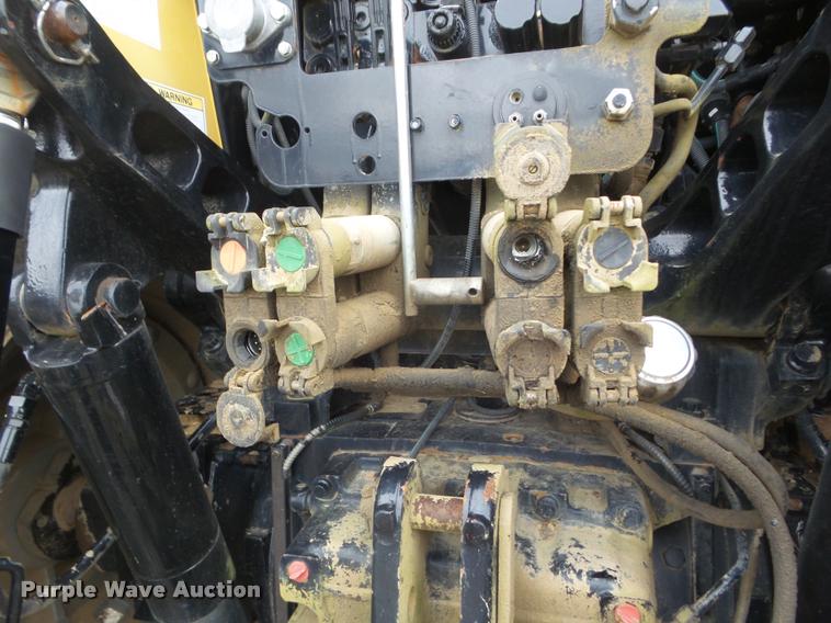 image for item DA5161 2004 AGCO Challenger MT565B MFWD tractor