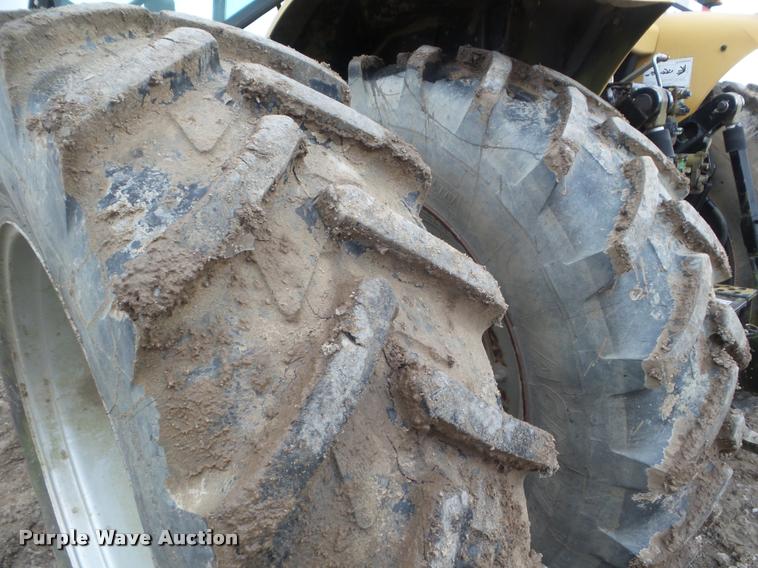 image for item DA5161 2004 AGCO Challenger MT565B MFWD tractor