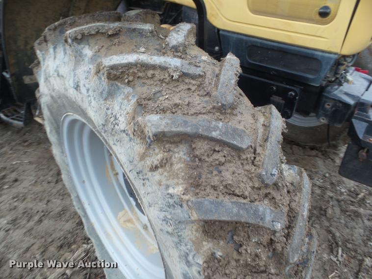 image for item DA5161 2004 AGCO Challenger MT565B MFWD tractor