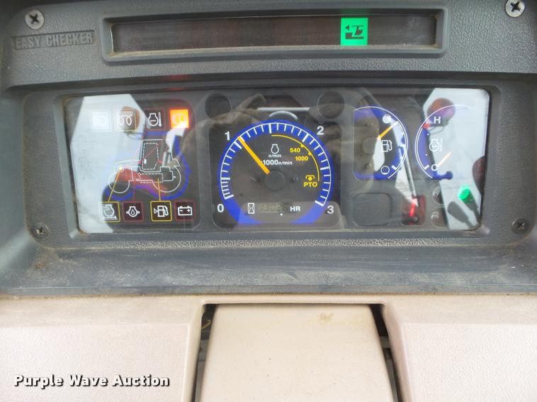 image for item DA5162 2008 Kubota M125DTC MFWD tractor