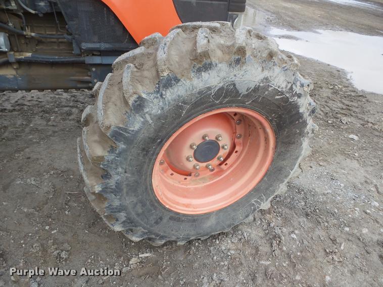 image for item DA5162 2008 Kubota M125DTC MFWD tractor