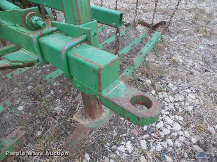 image for item DA5164 1987 John Deere 960 field cultivator