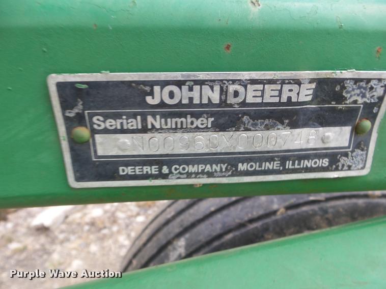 image for item DA5164 1987 John Deere 960 field cultivator