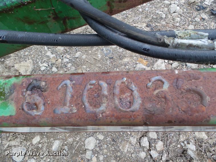 image for item DA5164 1987 John Deere 960 field cultivator