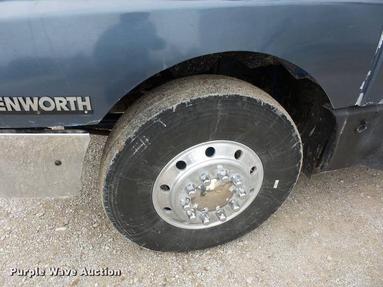 image for item DA5771 1989 Kenworth T600 grain truck