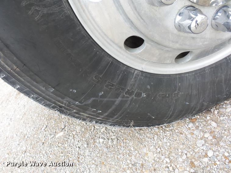 image for item DA5771 1989 Kenworth T600 grain truck