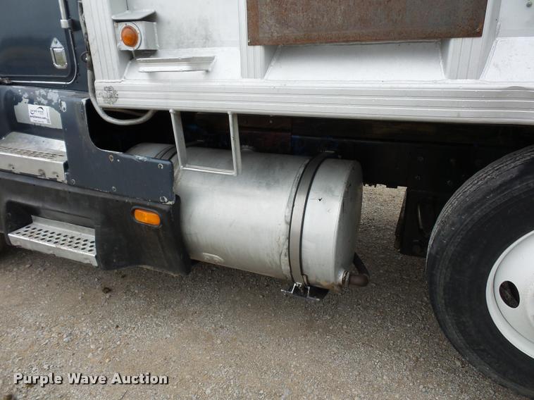 image for item DA5771 1989 Kenworth T600 grain truck