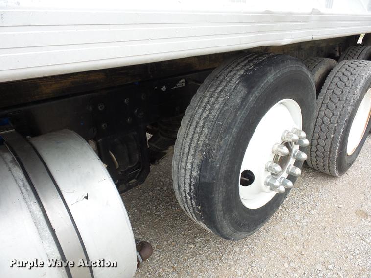 image for item DA5771 1989 Kenworth T600 grain truck