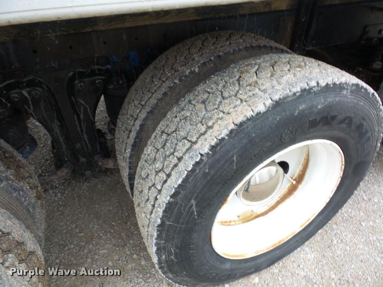 image for item DA5771 1989 Kenworth T600 grain truck