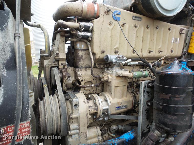 image for item DA5771 1989 Kenworth T600 grain truck