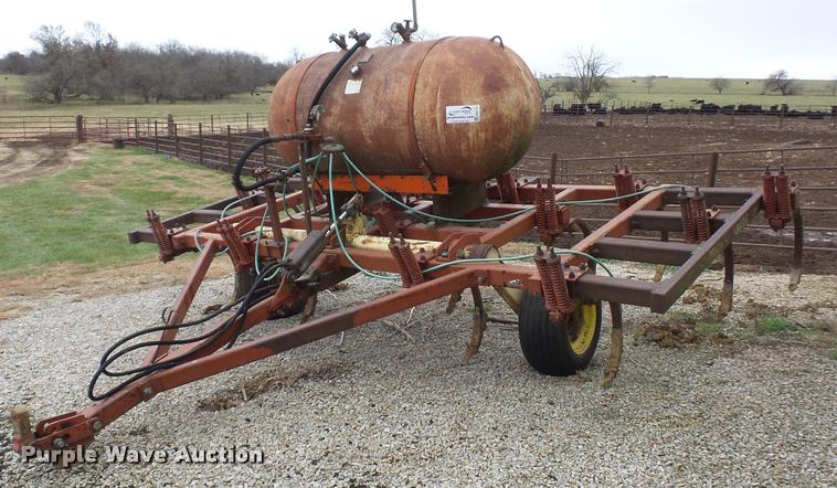 image for item DA5774 Chisel plow