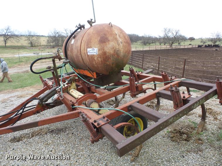 image for item DA5774 Chisel plow