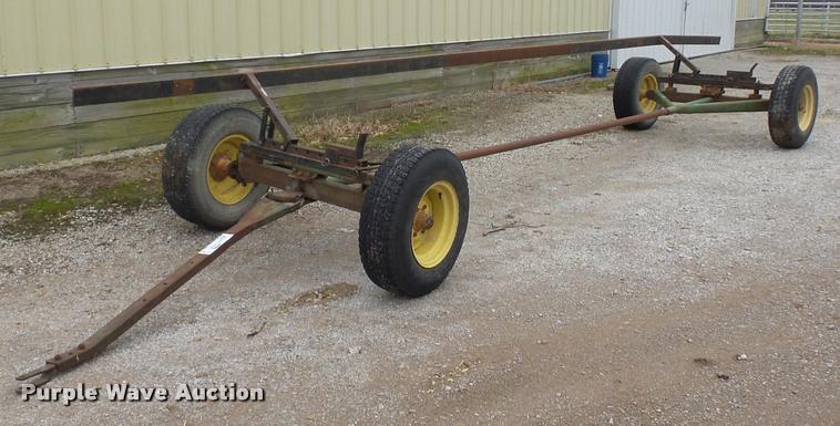 image for item DA5775 John Deere header trailer