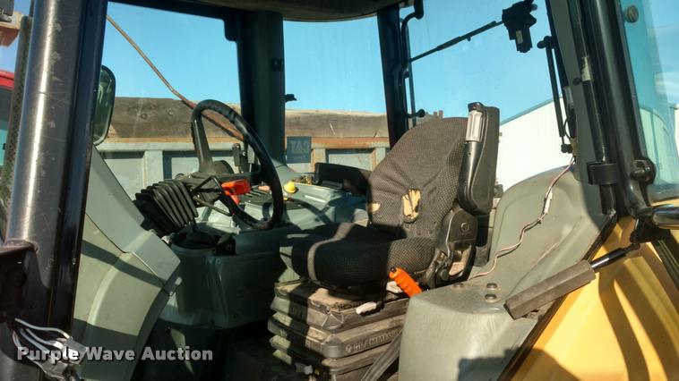 image for item DB0780 Caterpillar Challenger MT455B tractor