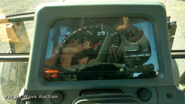 image for item DB0780 Caterpillar Challenger MT455B tractor