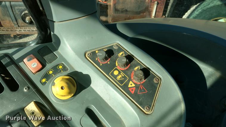 image for item DB0780 Caterpillar Challenger MT455B tractor