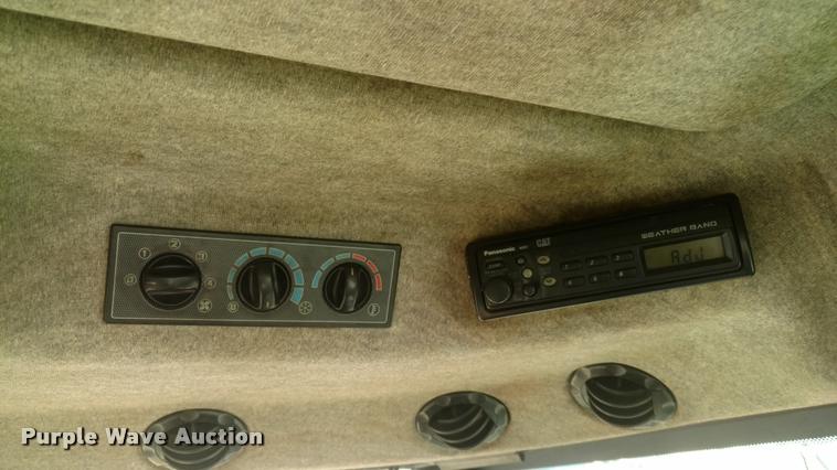 image for item DB0780 Caterpillar Challenger MT455B tractor