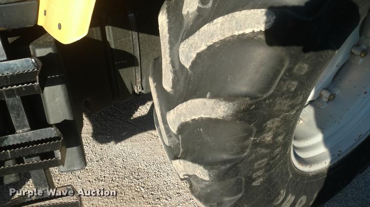 image for item DB0780 Caterpillar Challenger MT455B tractor