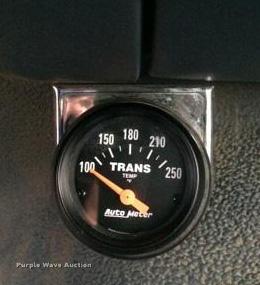 image for item DB0788 1990 Ford F450 Super Duty flatbed truck