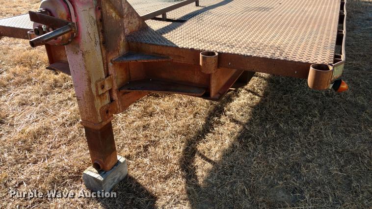 image for item DB0789 1977 shop built trailer