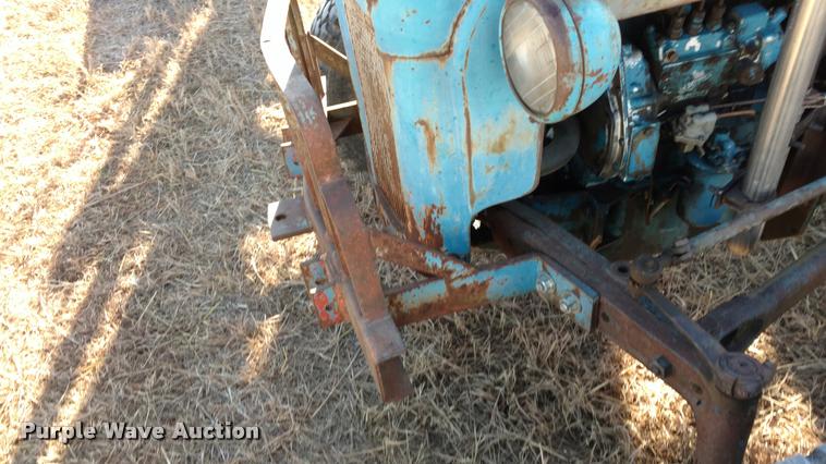 image for item DB0790 Ford 2000 Super Dexta tractor