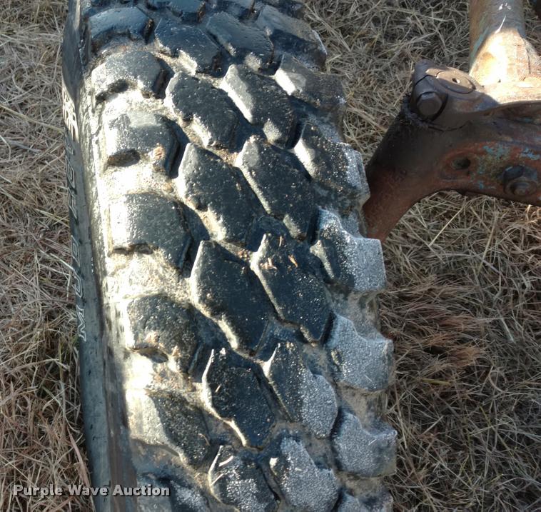 image for item DB0790 Ford 2000 Super Dexta tractor