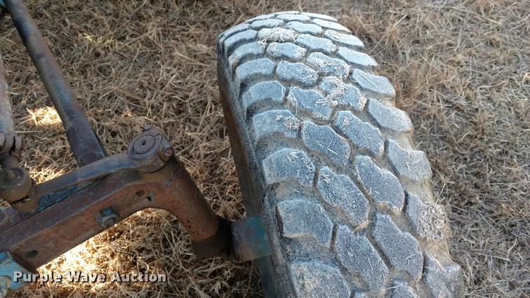 image for item DB0790 Ford 2000 Super Dexta tractor