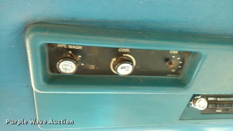 image for item DB0791 1979 Ford TW20 tractor