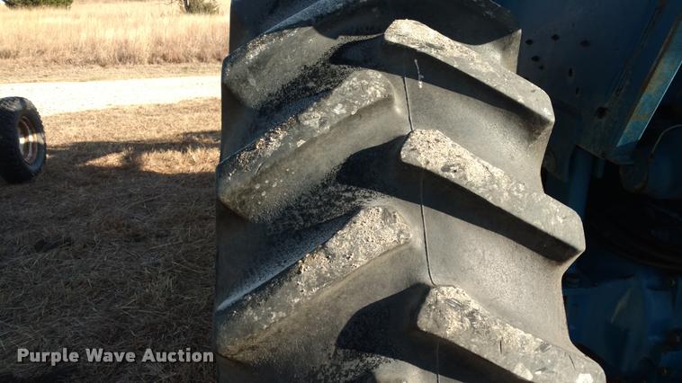 image for item DB0791 1979 Ford TW20 tractor