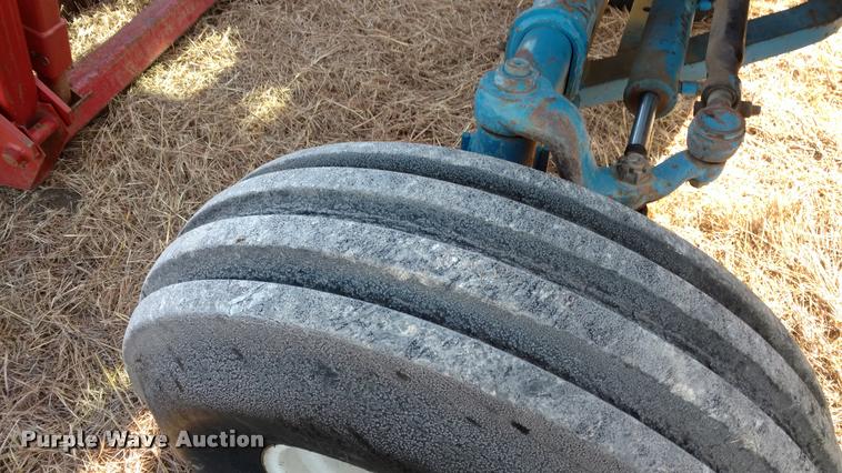 image for item DB0791 1979 Ford TW20 tractor