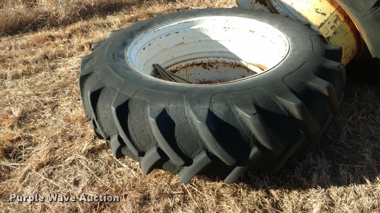 image for item DB0791 1979 Ford TW20 tractor