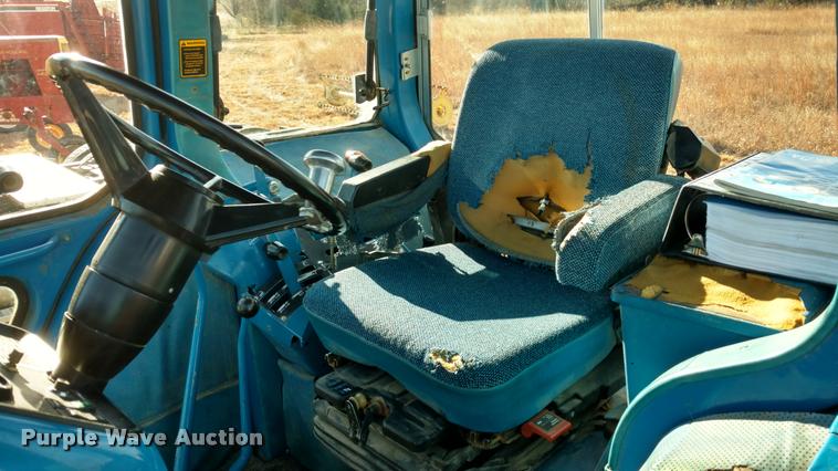 image for item DB0792 1985 Ford TW35 MFWD tractor