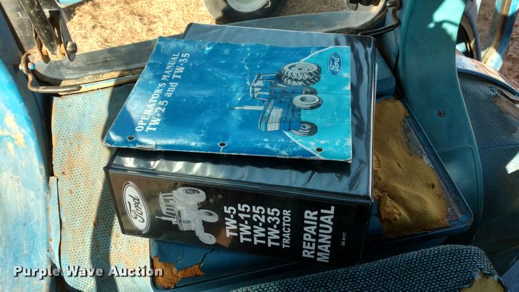 image for item DB0792 1985 Ford TW35 MFWD tractor