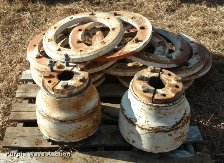 image for item DB0792 1985 Ford TW35 MFWD tractor